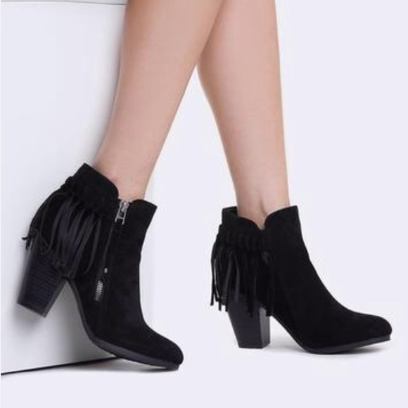 SwankStyles Shoes - Black Suede Fringe Booties